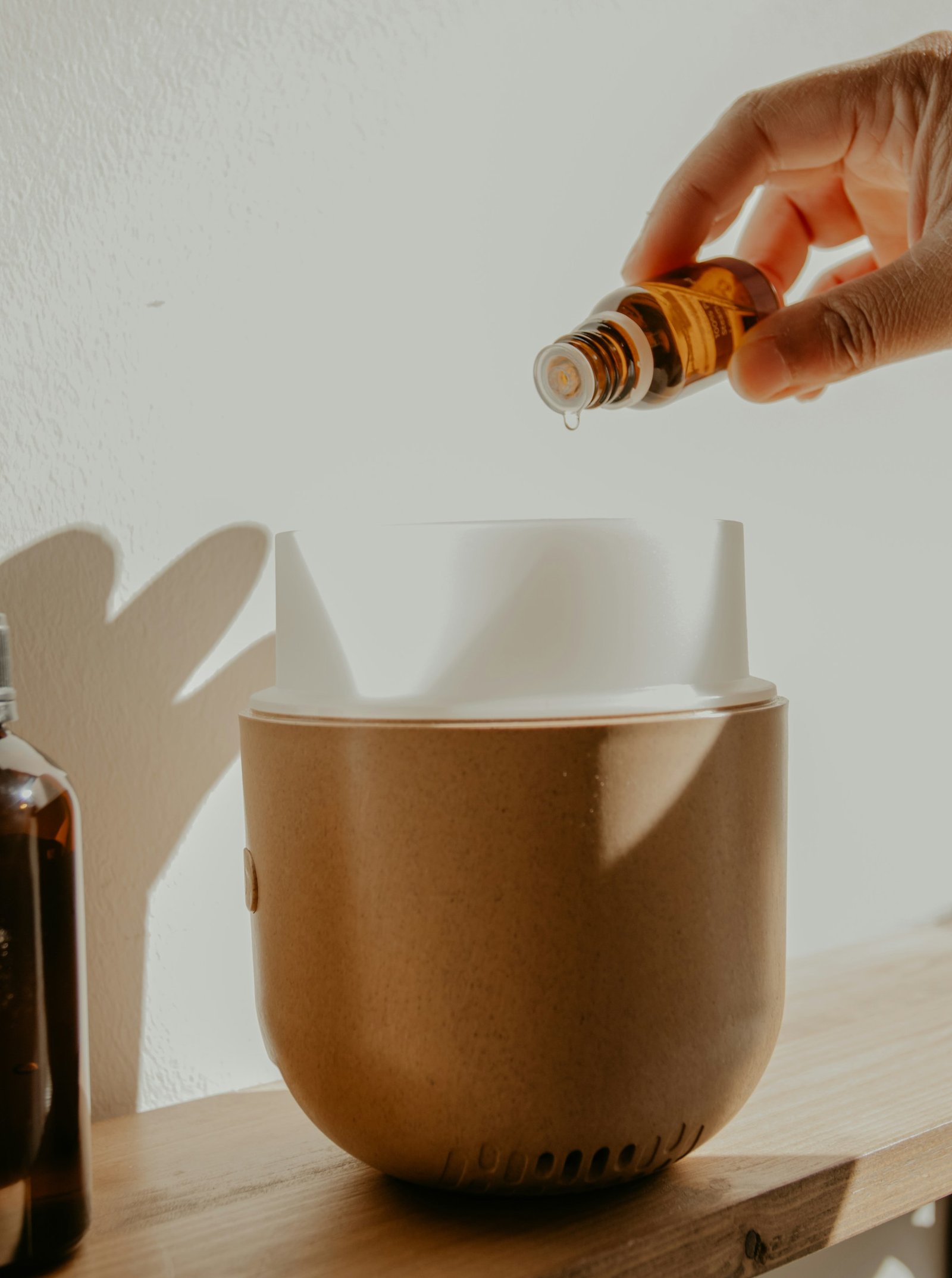 essential oils diffusers remove odor improve air quality